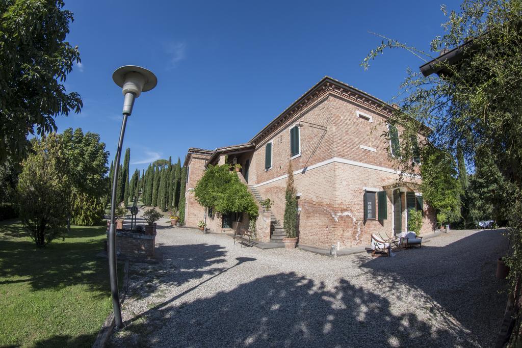 Agriturismo Sant'Alfredo 몬테로니다르비아 외부 사진